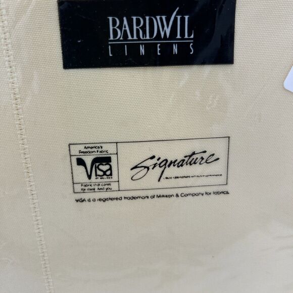 NOS Bardwil Linens Satin Splendor Soil Release Tablecloth 60x140” Oblong Butter - Picture 6 of 10